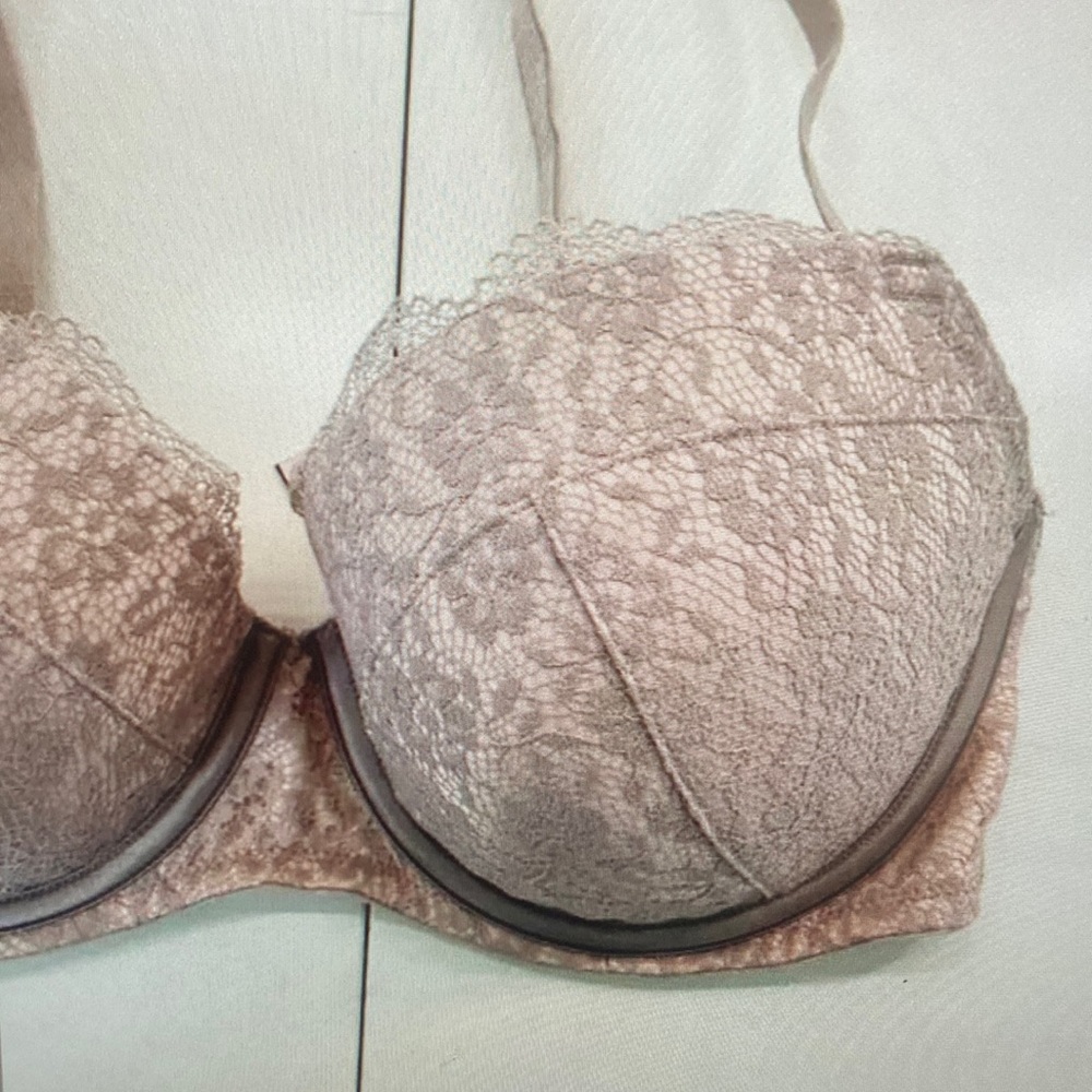 Lace Underwire Bra in Cream